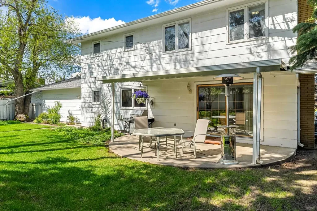 511 Willingdon Boulevard SE Calgary AB T2J2A8