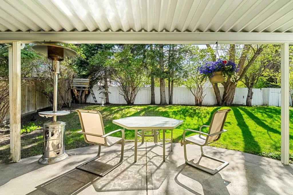 511 Willingdon Boulevard SE Calgary AB T2J2A8