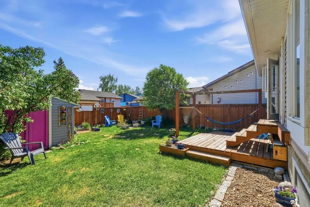 420 Summerwood Place SE Airdrie AB T4B1W7