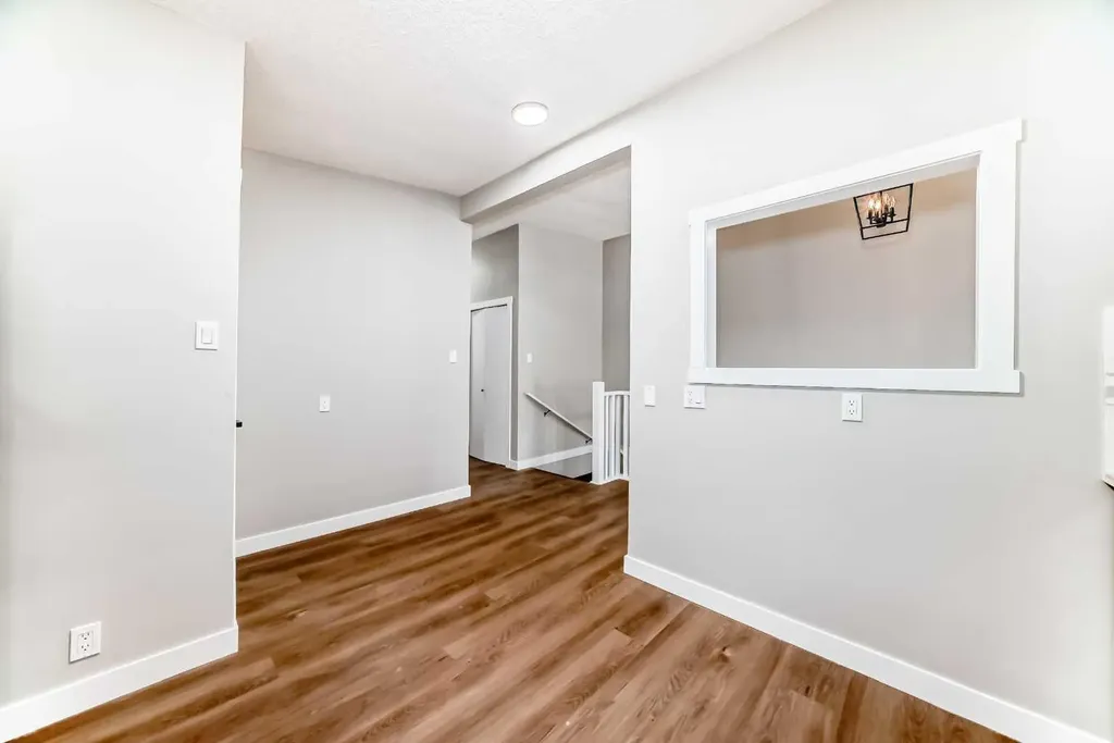 1635 24 Avenue NW Calgary AB T2M 1Y7