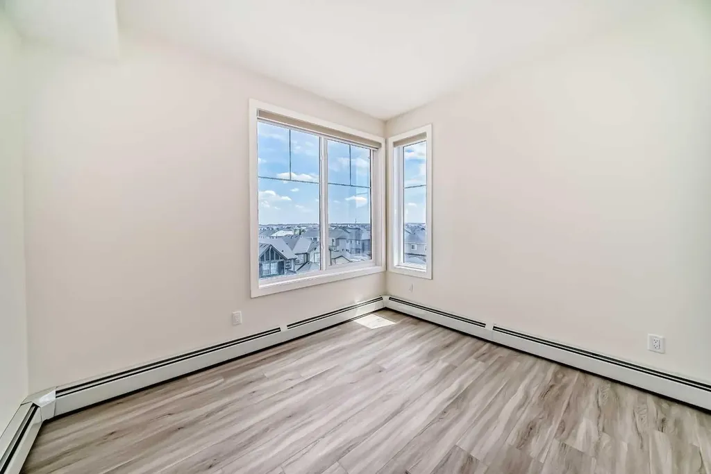 15 Skyview Point Crescent Calgary AB T3N 2T1