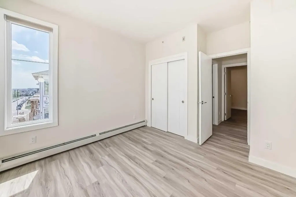15 Skyview Point Crescent Calgary AB T3N 2T1