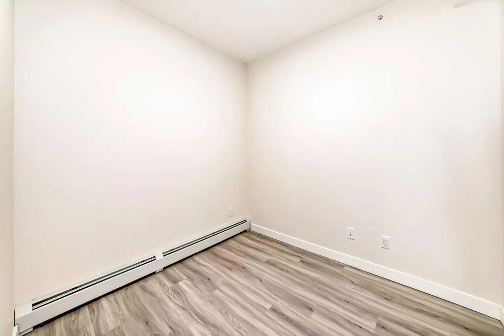 15 Skyview Point Crescent Calgary AB T3N 2T1