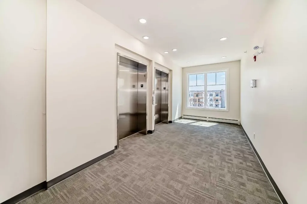 15 Skyview Point Crescent Calgary AB T3N 2T1