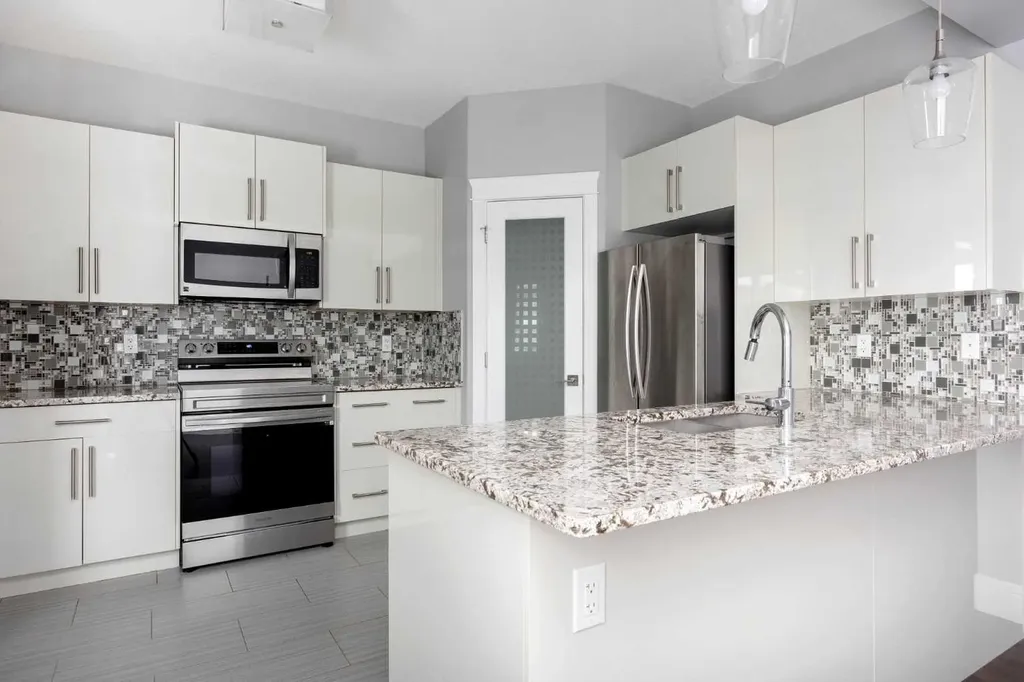 141 Heritage Drive Fort Mcmurray AB T9K 2Y1