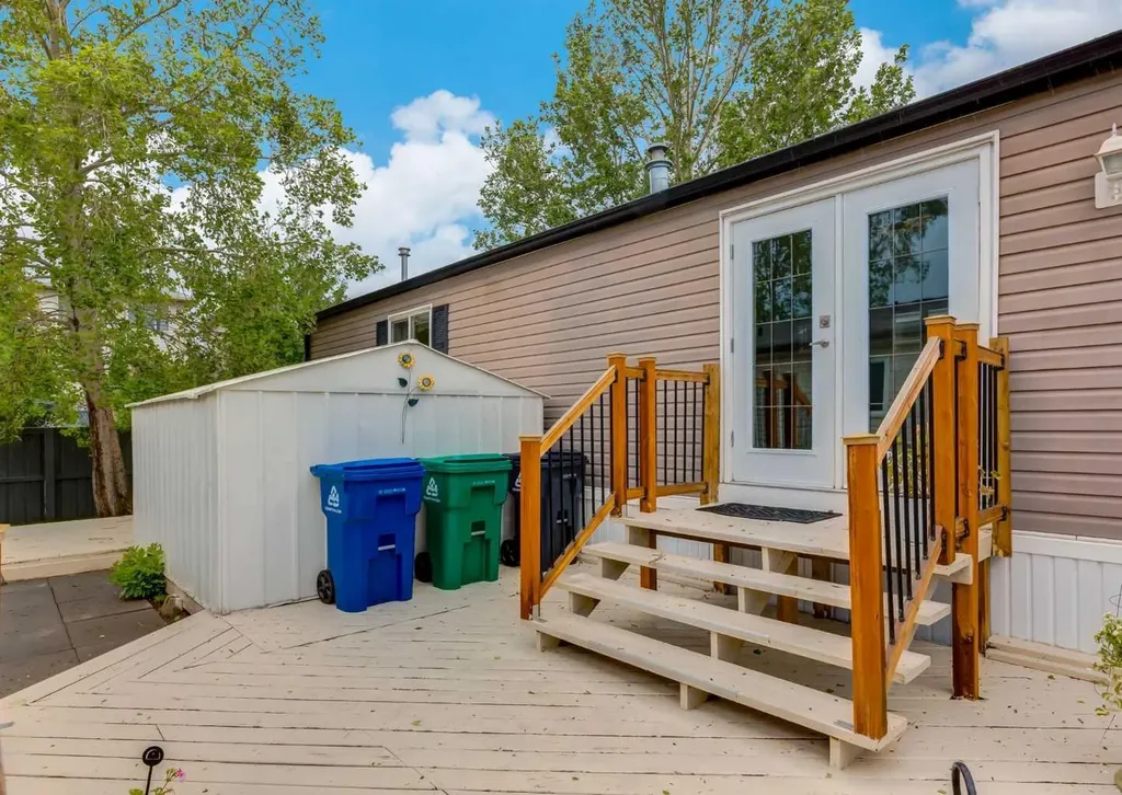 99 Arbour Lake Road NW Calgary AB T3G 4E4