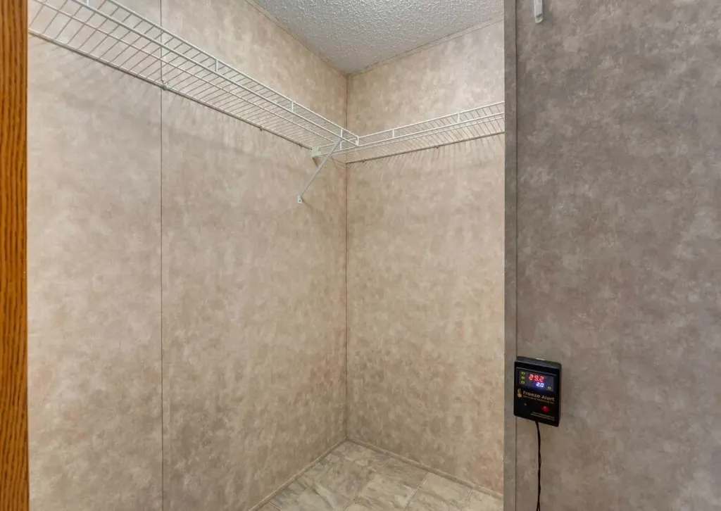 99 Arbour Lake Road NW Calgary AB T3G 4E4