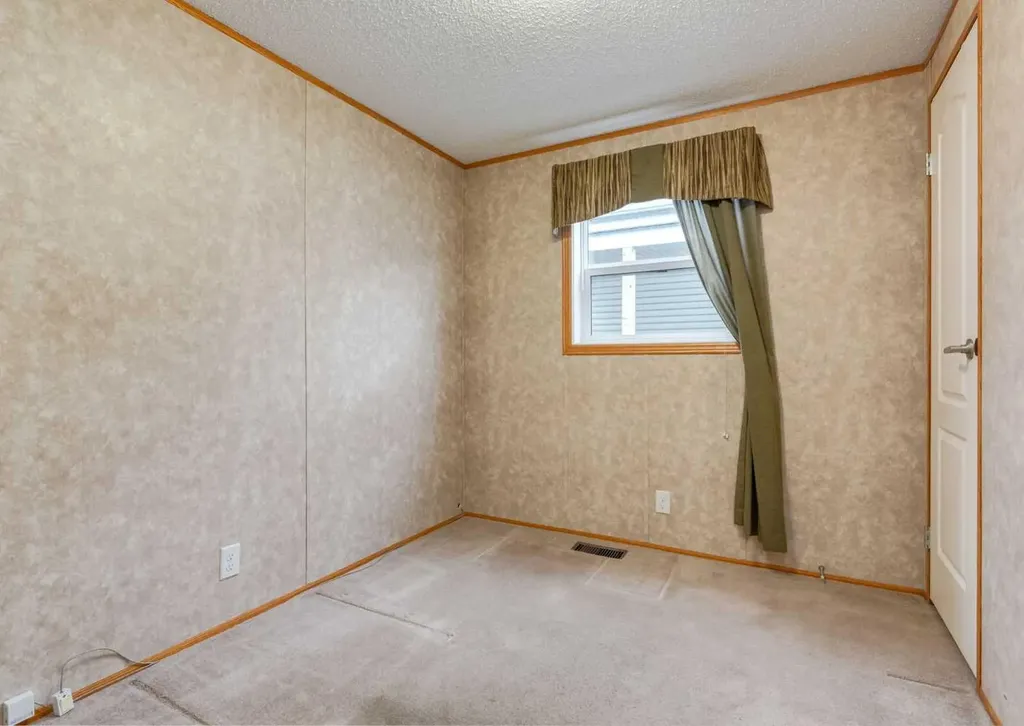 99 Arbour Lake Road NW Calgary AB T3G 4E4