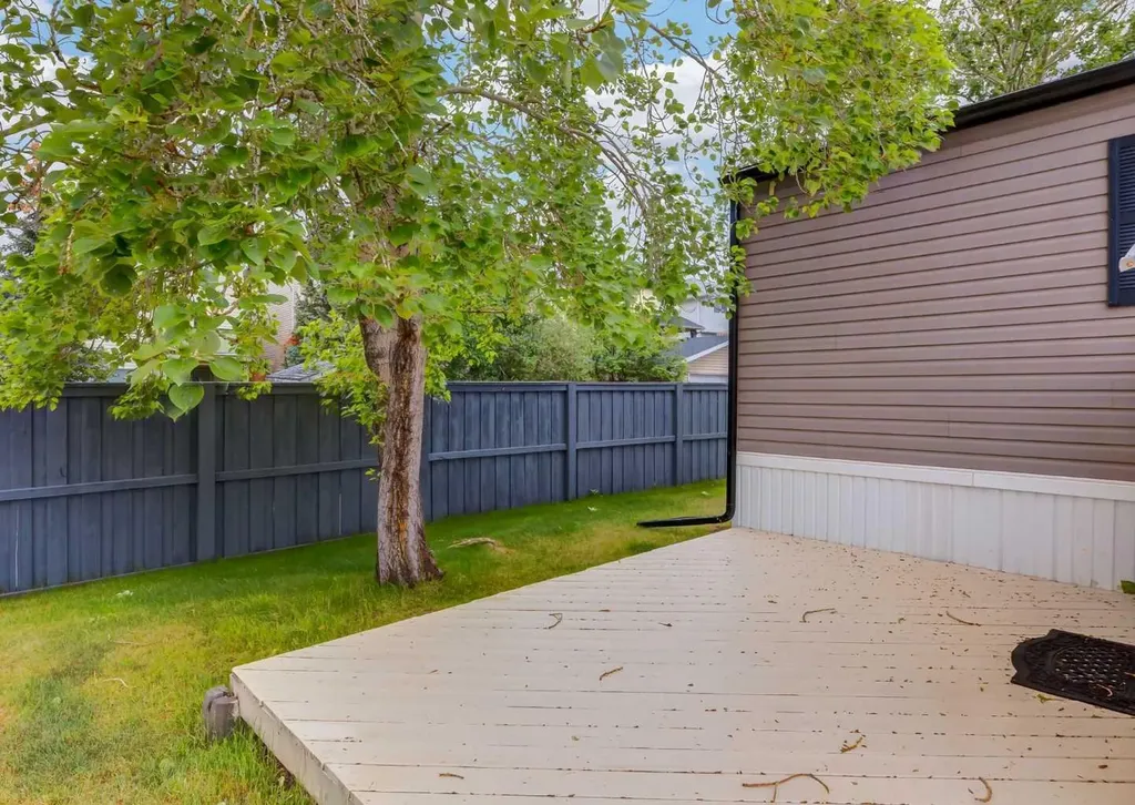 99 Arbour Lake Road NW Calgary AB T3G 4E4