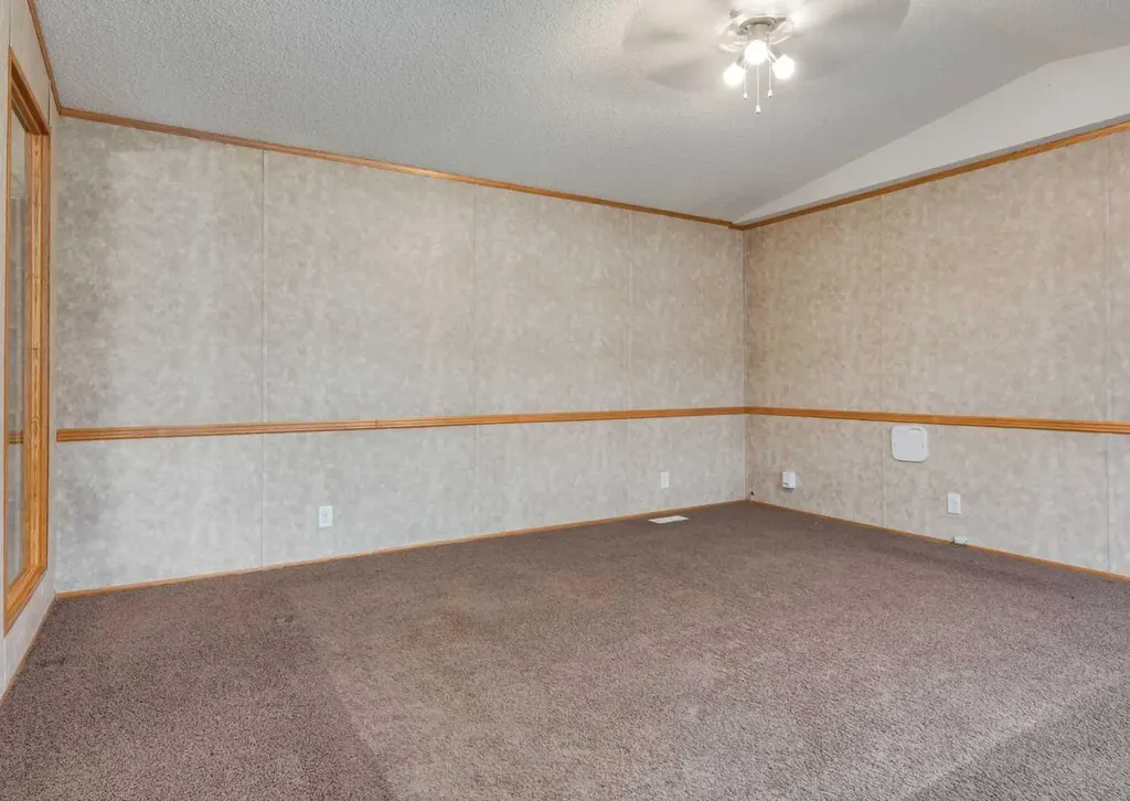 99 Arbour Lake Road NW Calgary AB T3G 4E4