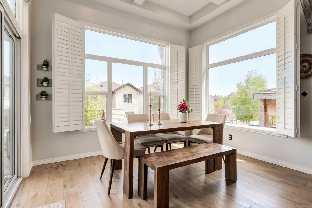 16A Tusslewood Drive NW Calgary AB T3L 0B1