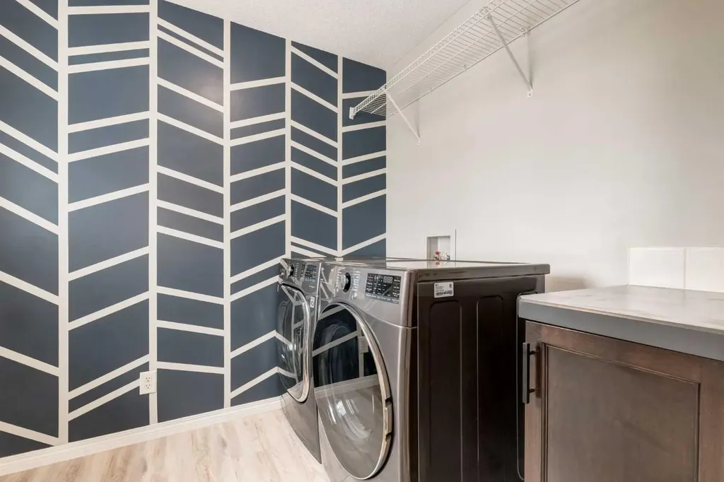 16A Tusslewood Drive NW Calgary AB T3L 0B1