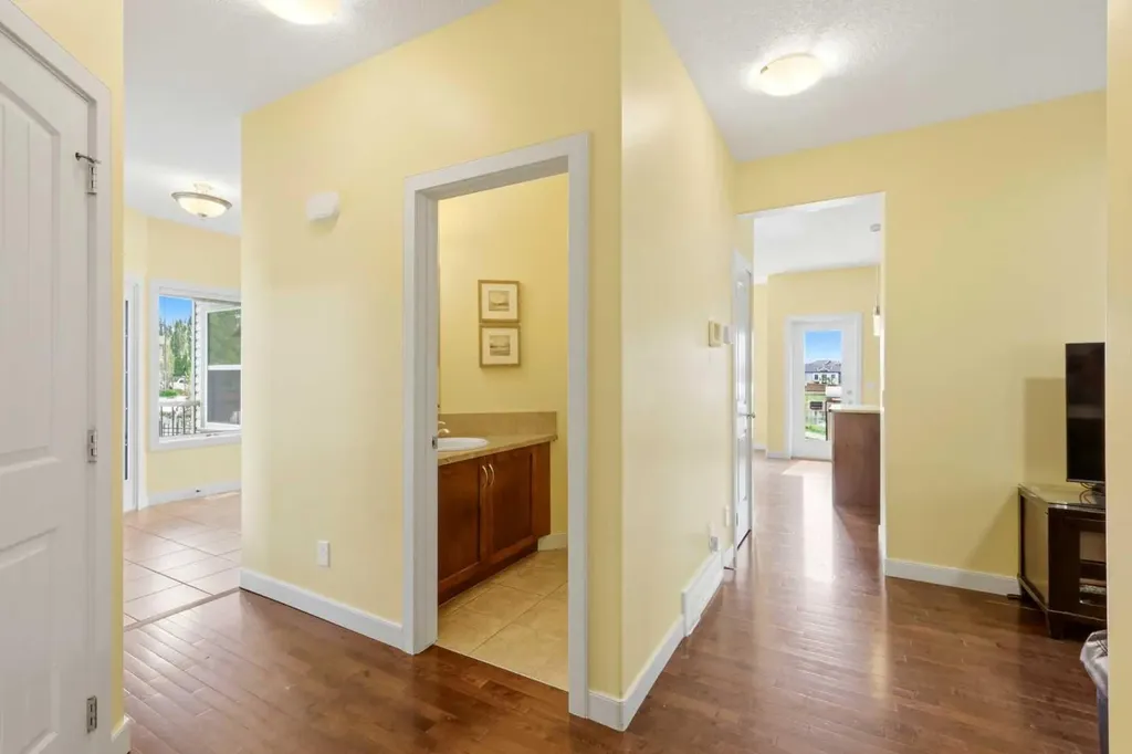 1605 Montgomery Way SE High River AB T1V 0B8