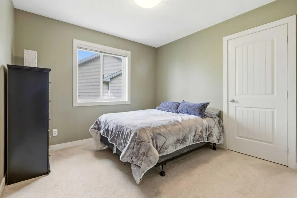1605 Montgomery Way SE High River AB T1V 0B8