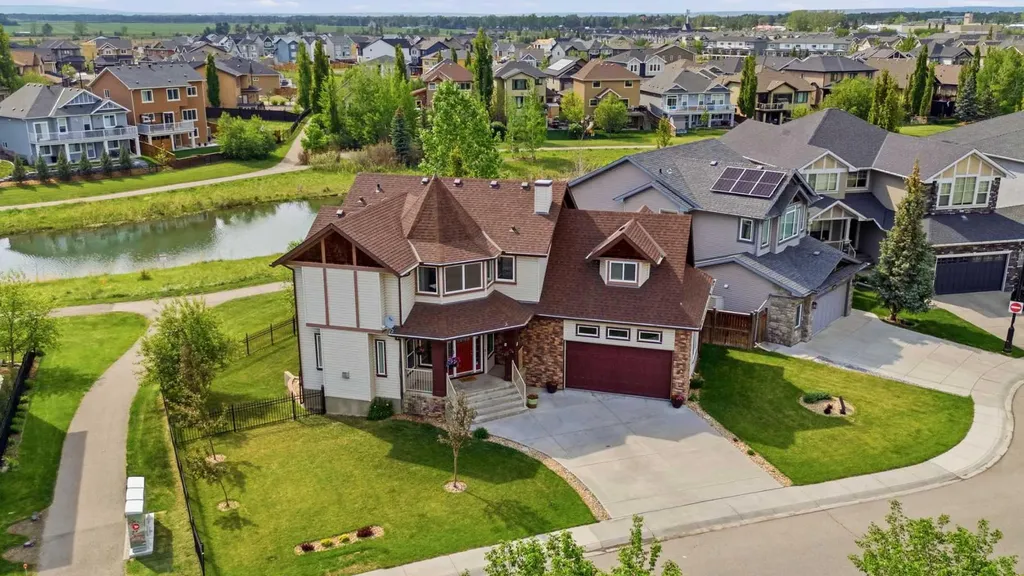 1605 Montgomery Way SE High River AB T1V 0B8