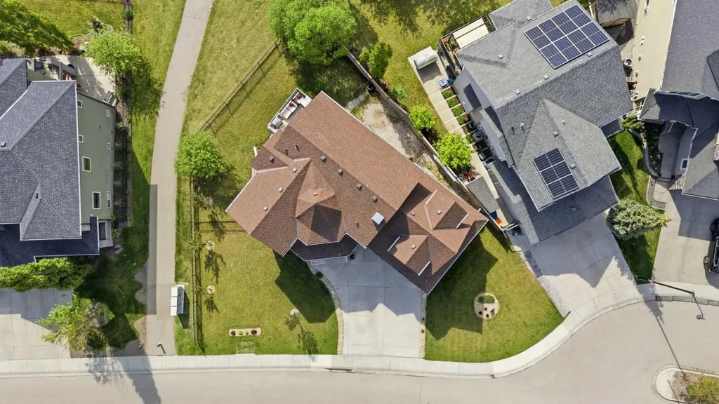 1605 Montgomery Way SE High River AB T1V 0B8