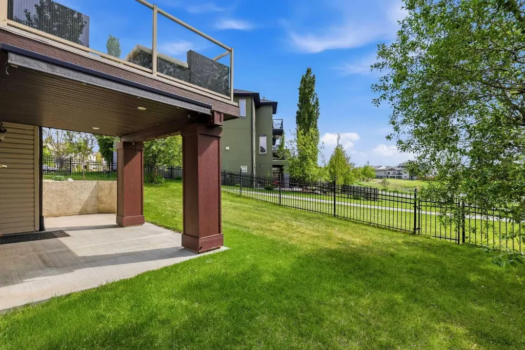 1605 Montgomery Way SE High River AB T1V 0B8