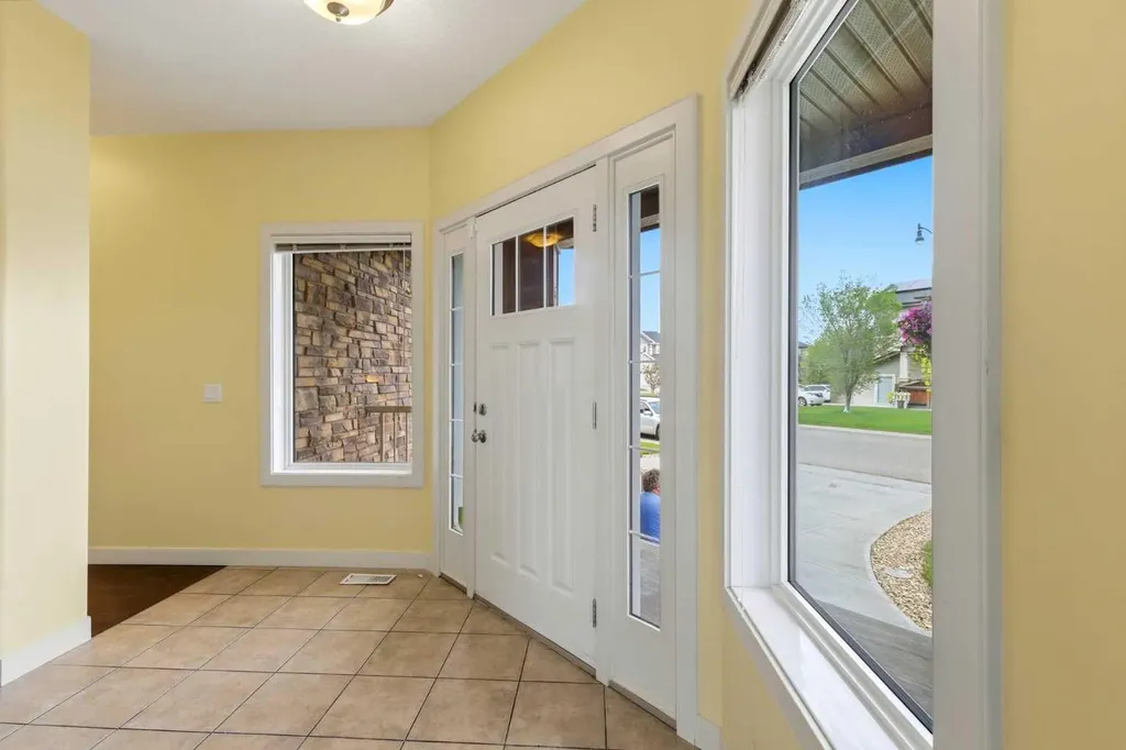 1605 Montgomery Way SE High River AB T1V 0B8