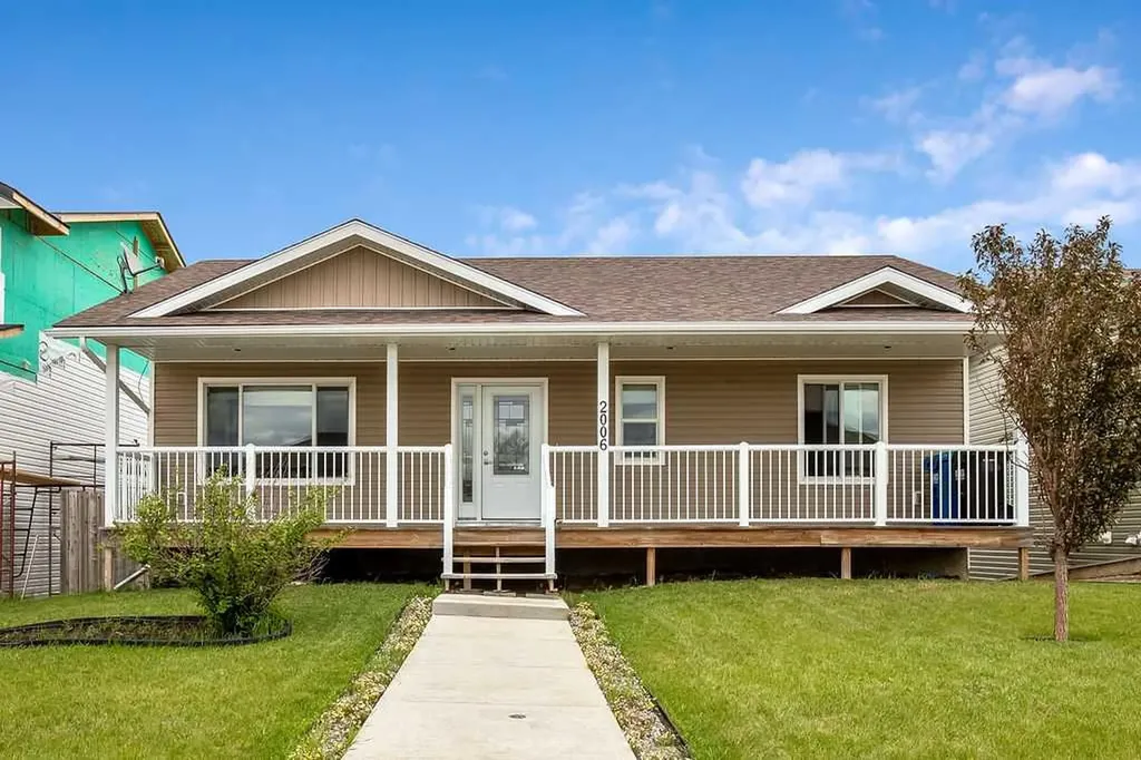 2006 30 Avenue Nanton AB T0L 1R0