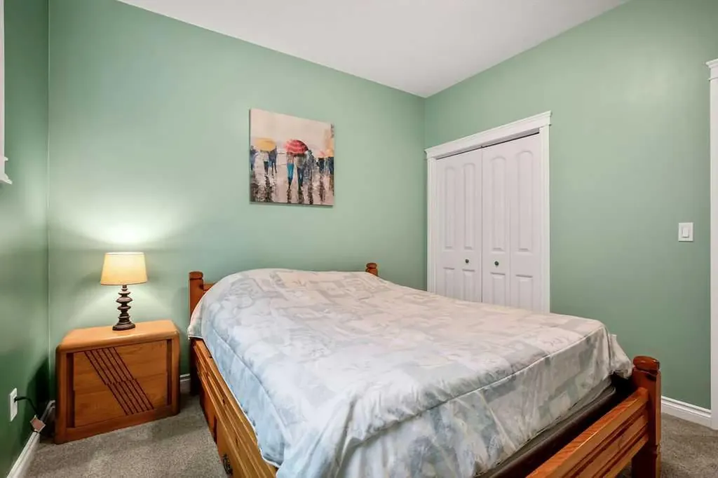 2006 30 Avenue Nanton AB T0L 1R0