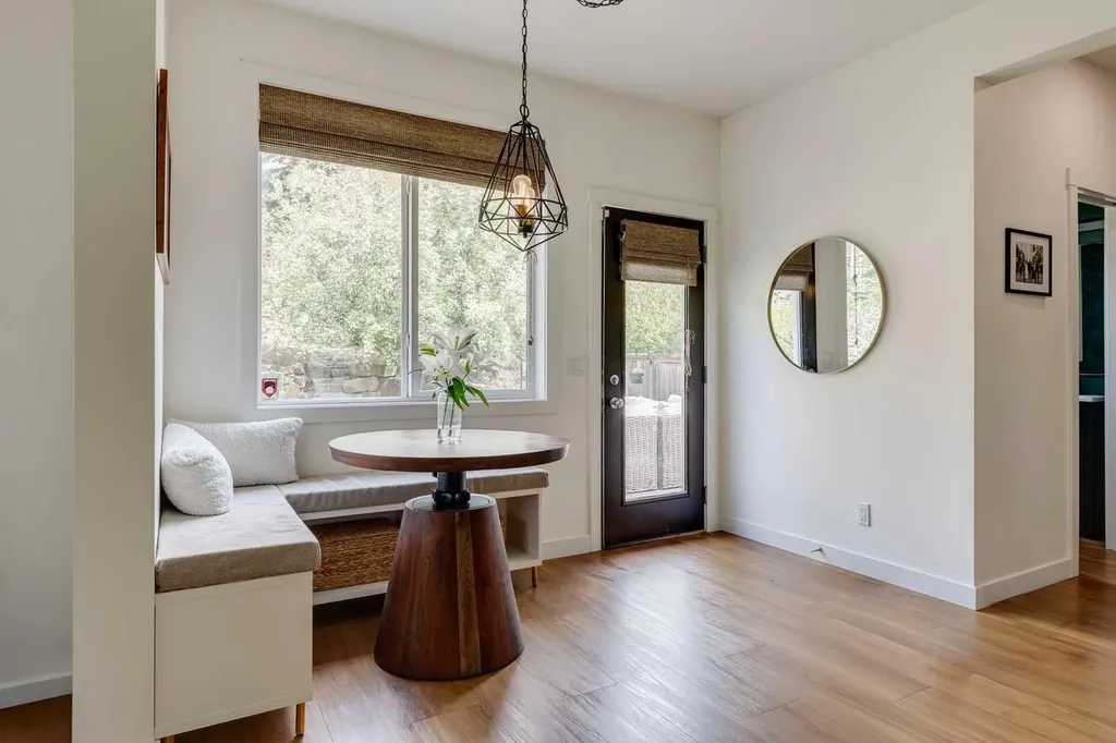 107 Aspen Stone Crescent SW Calgary AB T3H 5Y7