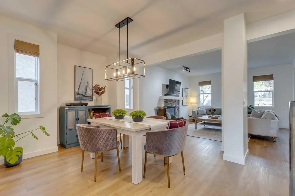 107 Aspen Stone Crescent SW Calgary AB T3H 5Y7
