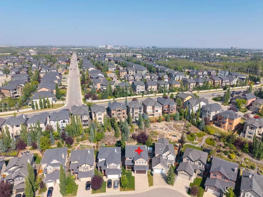 107 Aspen Stone Crescent SW Calgary AB T3H 5Y7