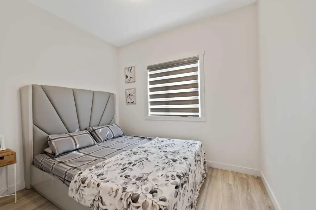 312 Homestead Grove NE Calgary AB T3J 5R6