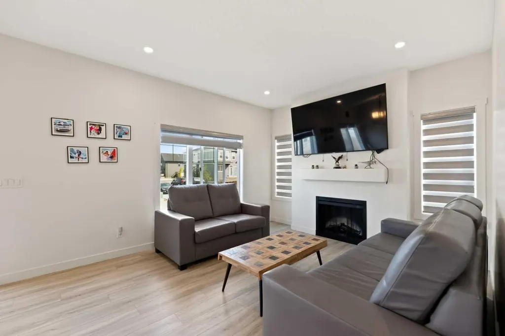 312 Homestead Grove NE Calgary AB T3J 5R6