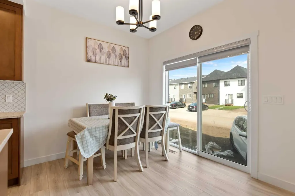 312 Homestead Grove NE Calgary AB T3J 5R6