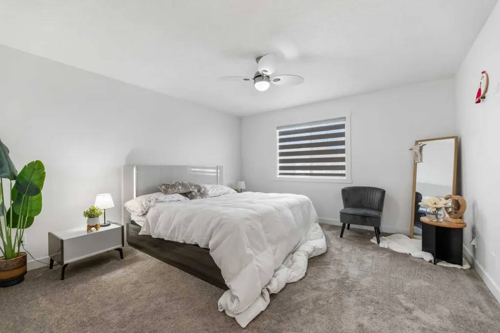 312 Homestead Grove NE Calgary AB T3J 5R6