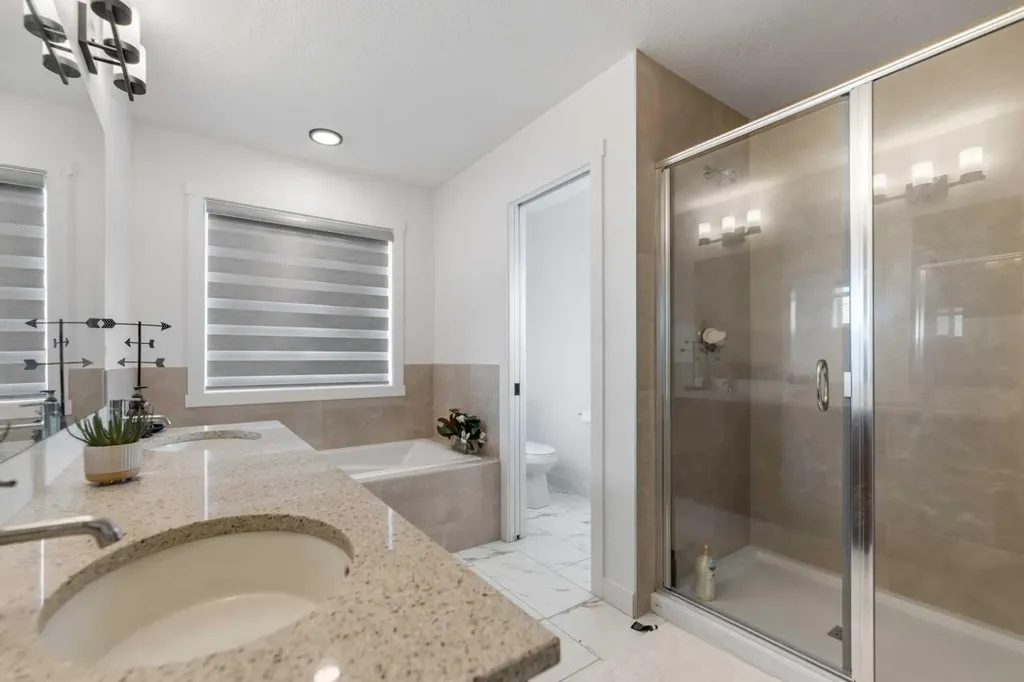 312 Homestead Grove NE Calgary AB T3J 5R6