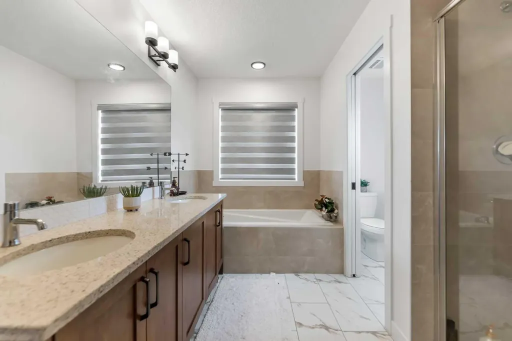 312 Homestead Grove NE Calgary AB T3J 5R6