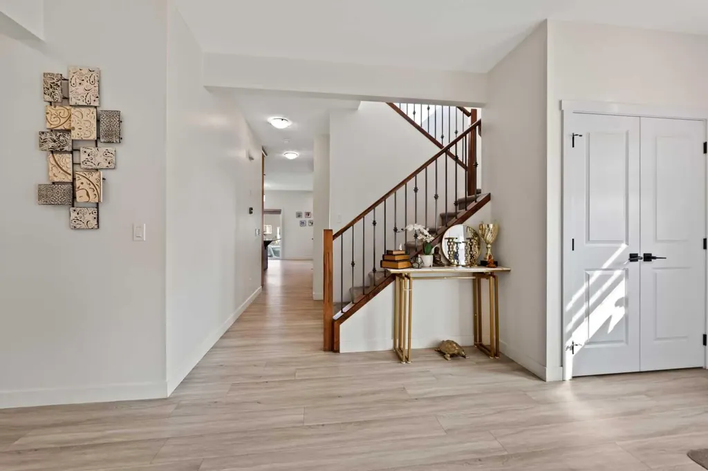 312 Homestead Grove NE Calgary AB T3J 5R6