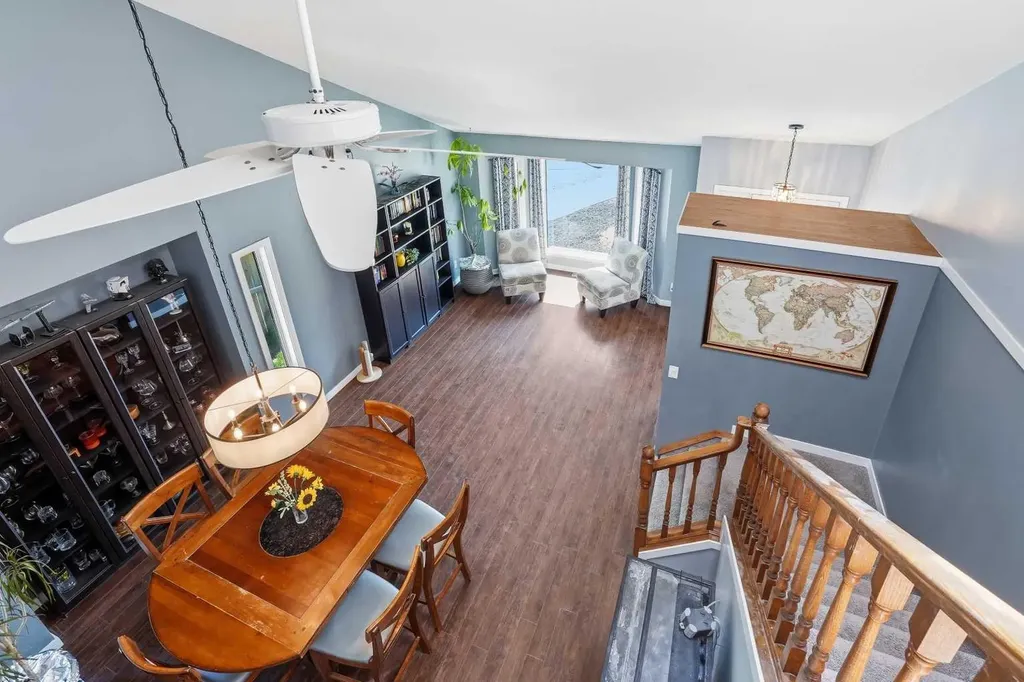 804 Downey Place Okotoks AB T1S 1H6