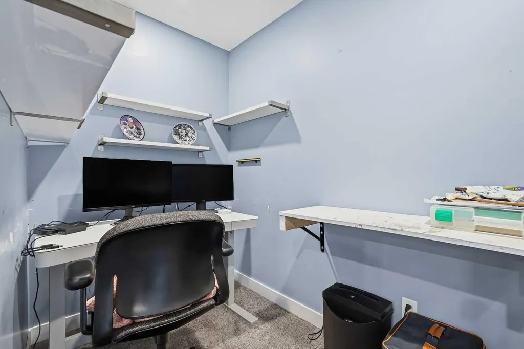 804 Downey Place Okotoks AB T1S 1H6