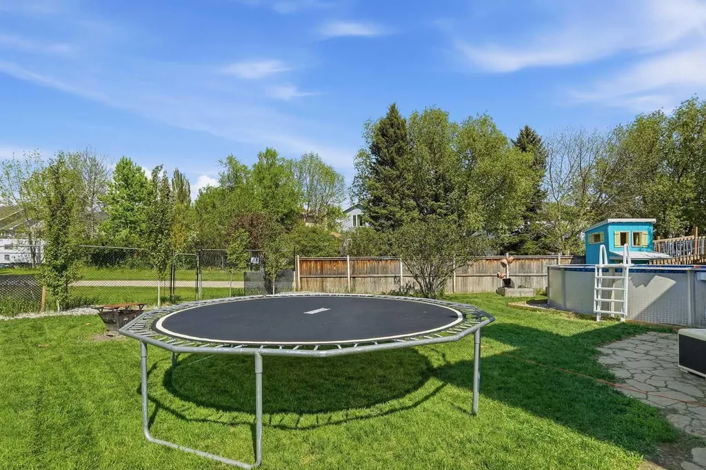 804 Downey Place Okotoks AB T1S 1H6