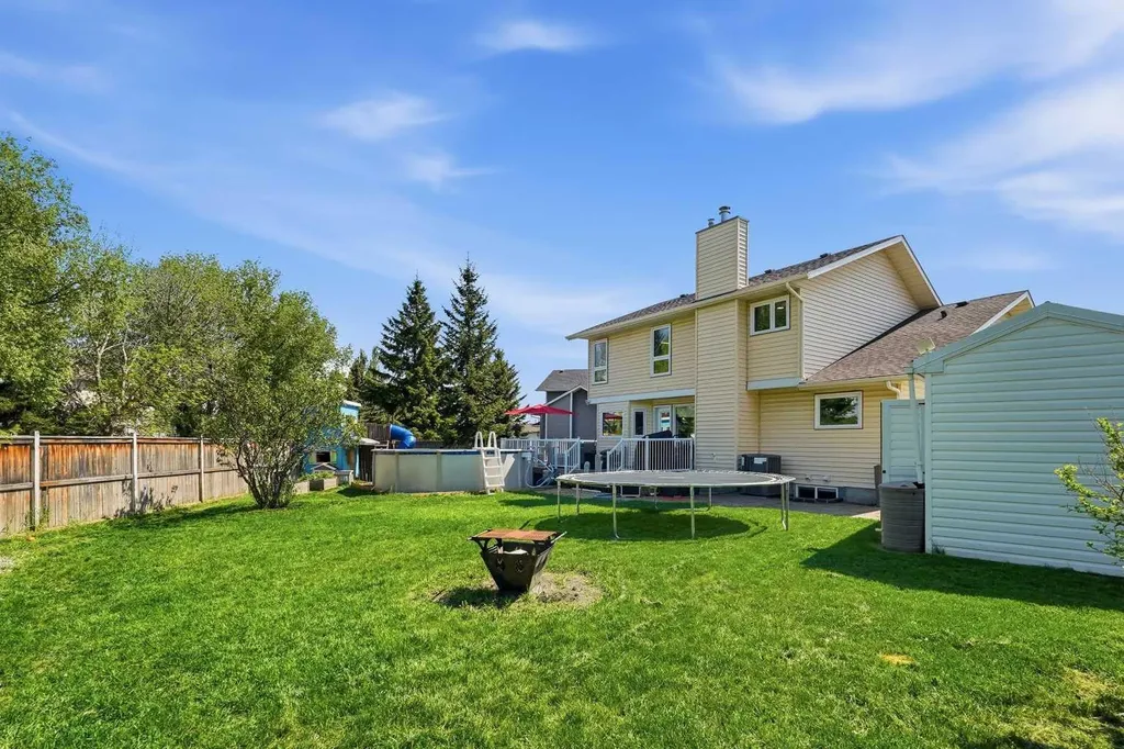 804 Downey Place Okotoks AB T1S 1H6