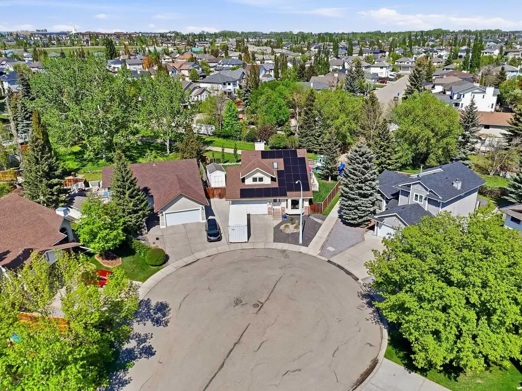 804 Downey Place Okotoks AB T1S 1H6