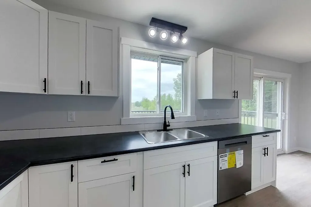 55502 Range Road 152 Rural Yellowhead County AB T7E 3R7