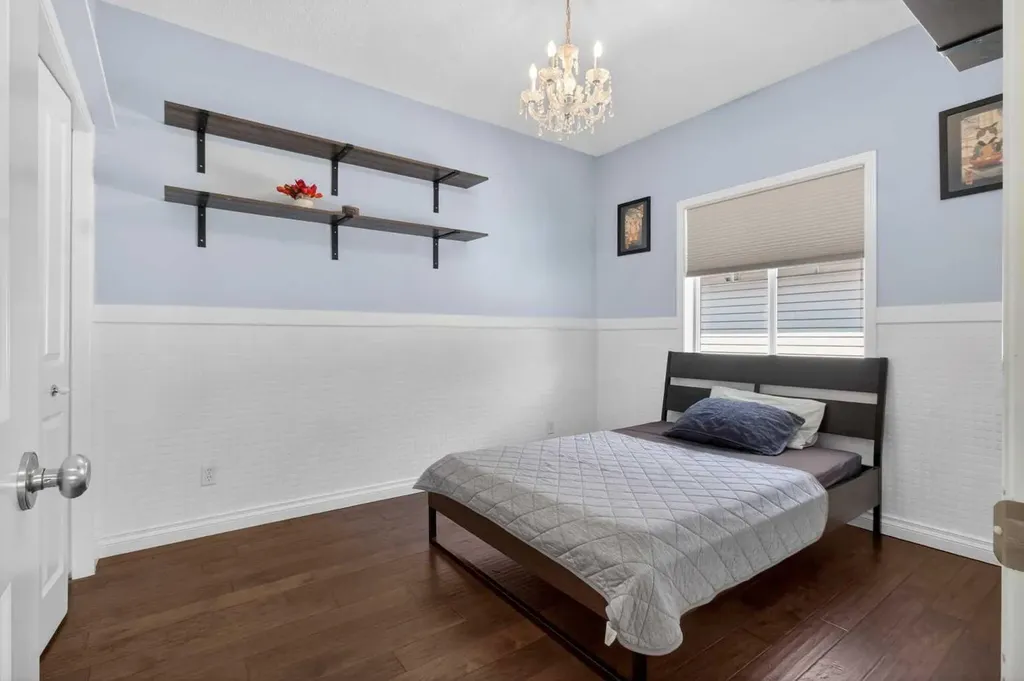 158 Hidden Creek Heights NW Calgary AB T3A 6K9