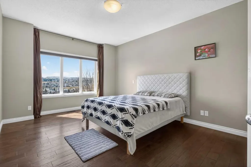 158 Hidden Creek Heights NW Calgary AB T3A 6K9