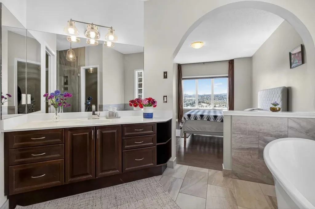 158 Hidden Creek Heights NW Calgary AB T3A 6K9
