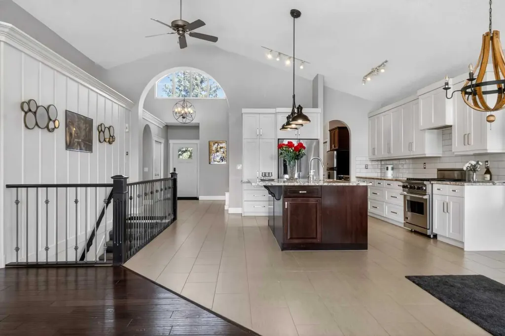 158 Hidden Creek Heights NW Calgary AB T3A 6K9