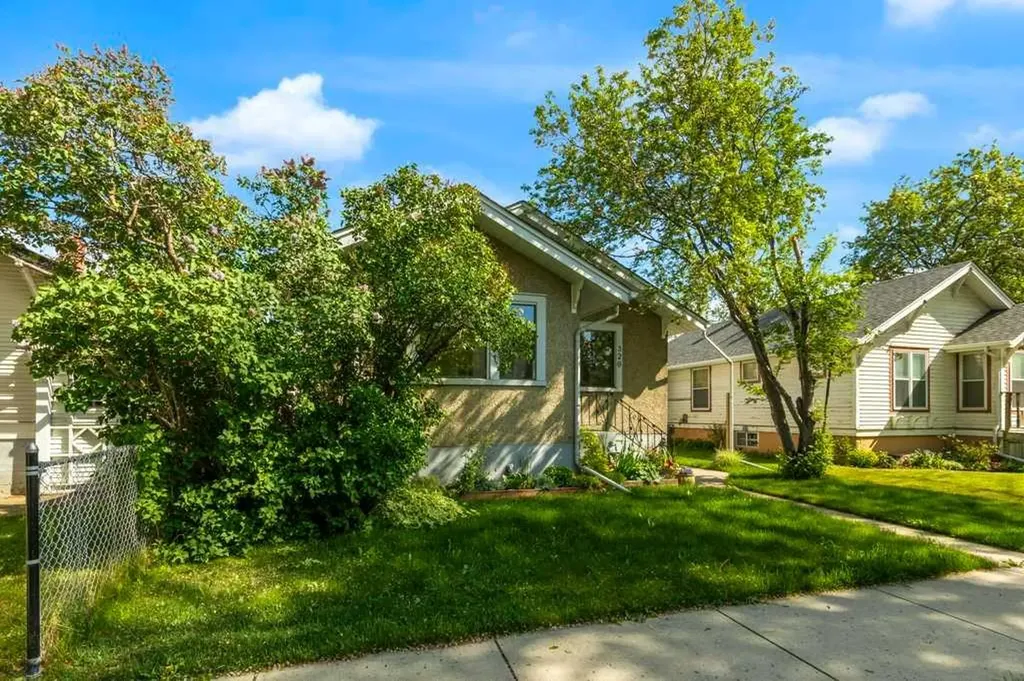 326 8 Avenue NE Calgary AB T2E 0P9