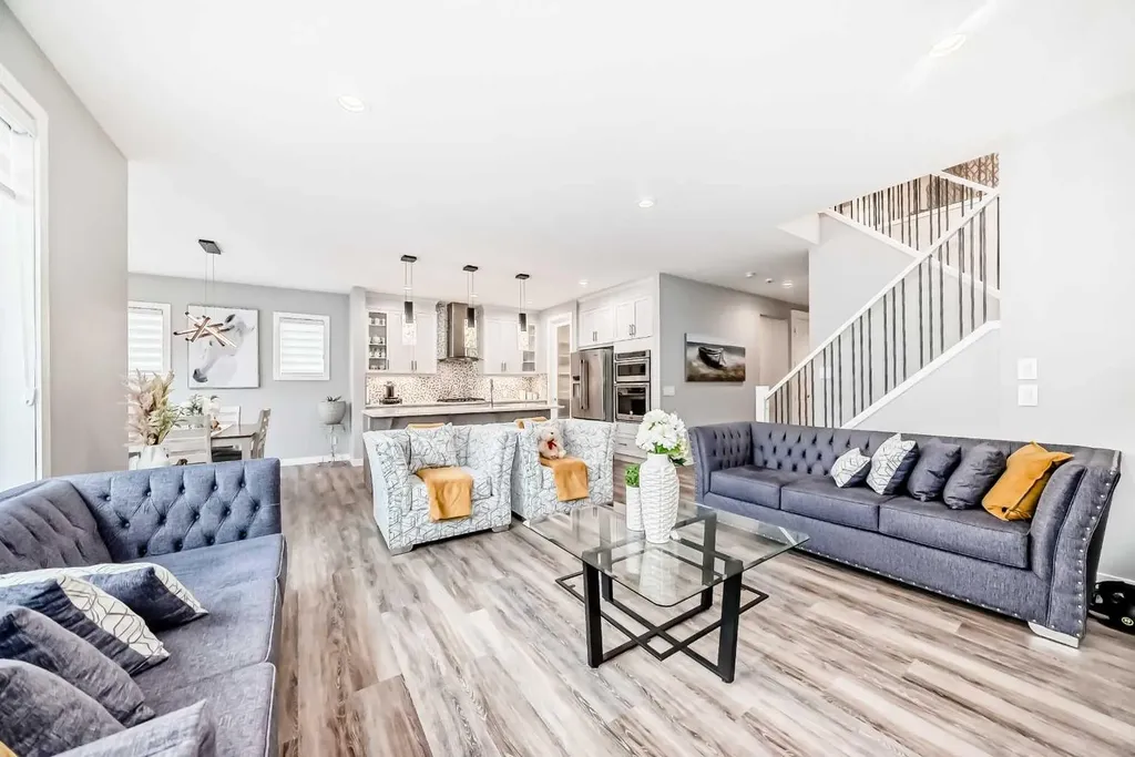 190 Coopersfield Way SW Airdrie AB T4b 4k7