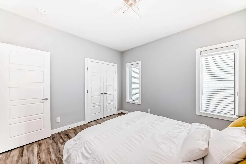 190 Coopersfield Way SW Airdrie AB T4b 4k7
