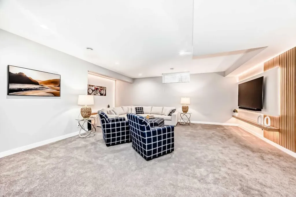190 Coopersfield Way SW Airdrie AB T4b 4k7