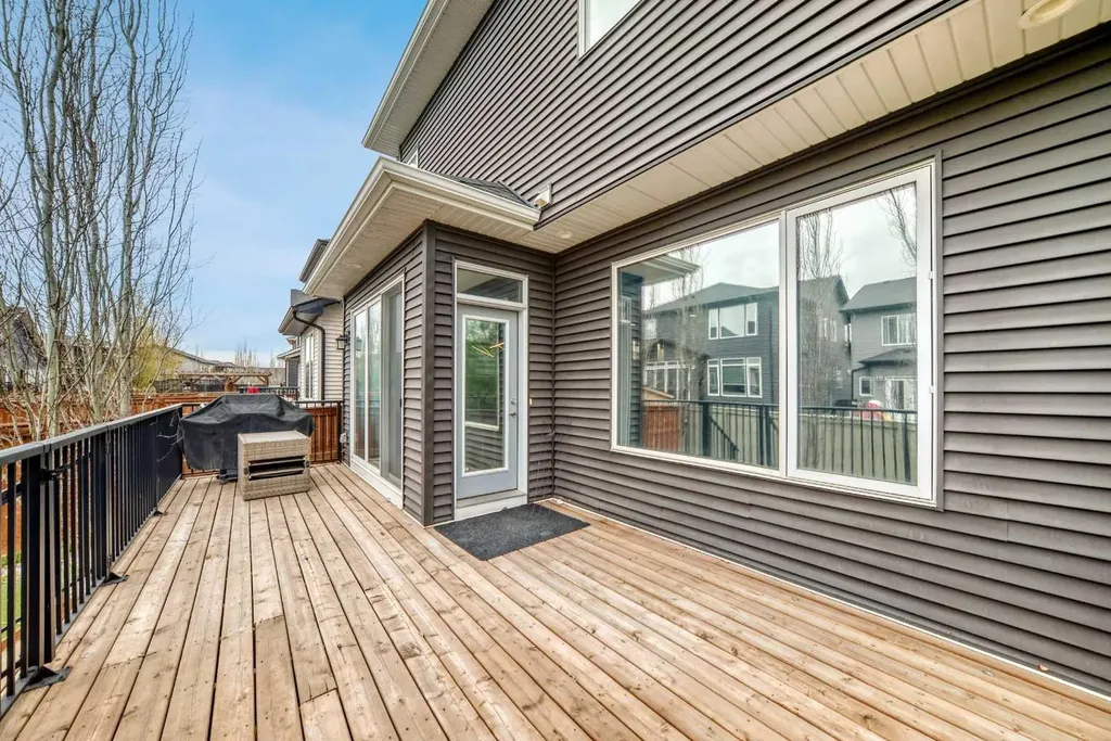 190 Coopersfield Way SW Airdrie AB T4b 4k7