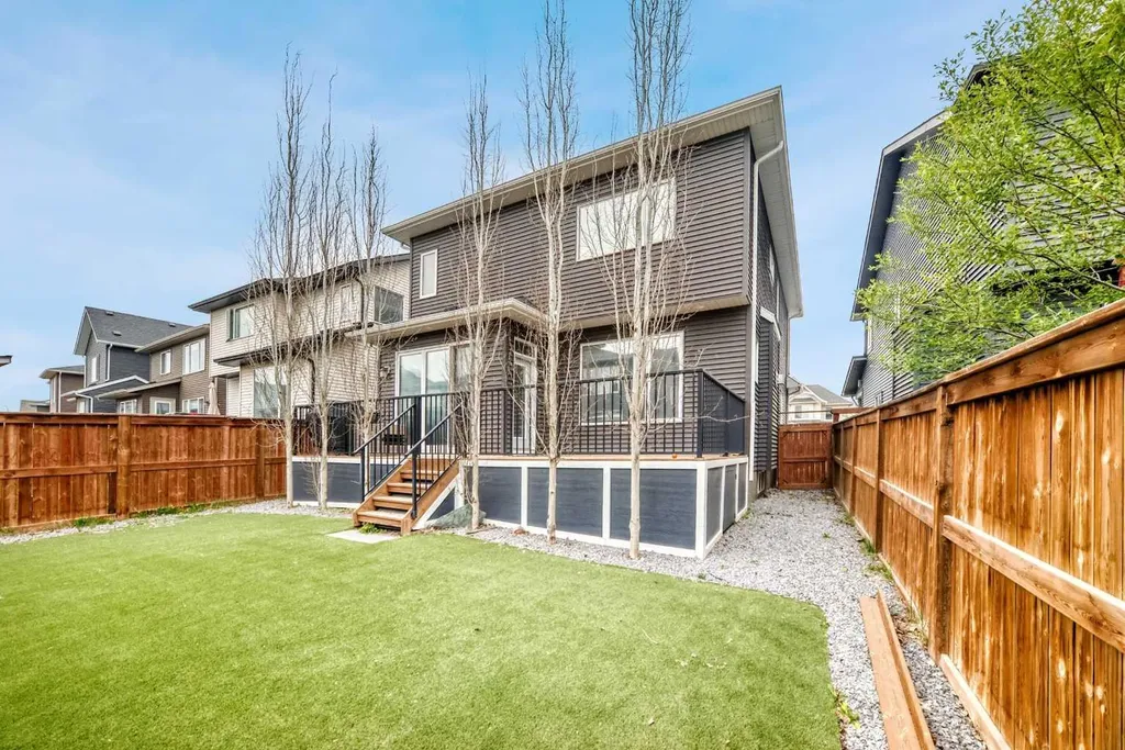190 Coopersfield Way SW Airdrie AB T4b 4k7